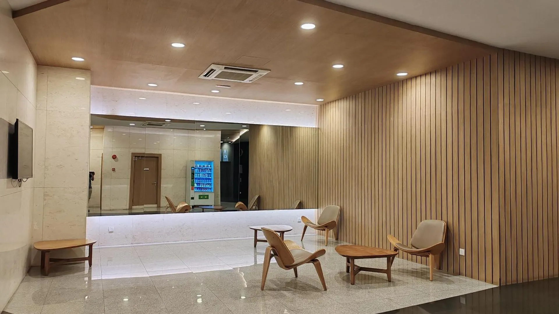 The Robertson R9 Walk To Jalan Alor Street Bukit Bintang Pavilion 7 Pax 2R1B Kuala Lumpur Malaysia